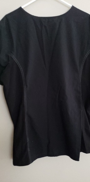 Scrub top - Picture 3 of 4